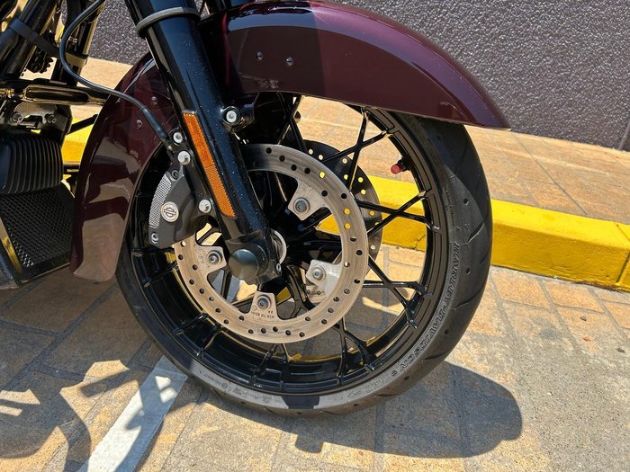 2022 Harley-Davidson Road King Special 114 (FLHRXS) Touring Maroon