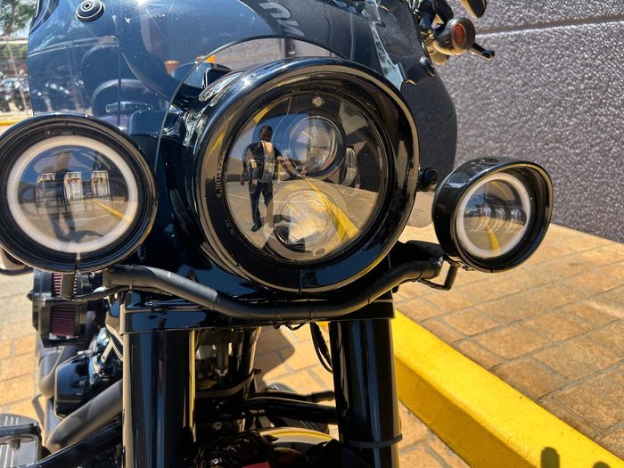 2022 Harley-Davidson Road King Special 114 (FLHRXS) Touring Maroon