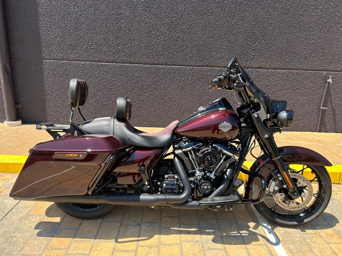 2022 Harley-Davidson Road King Special 114 (FLHRXS) Touring Maroon