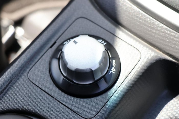 2015 Isuzu D-MAX LS-M