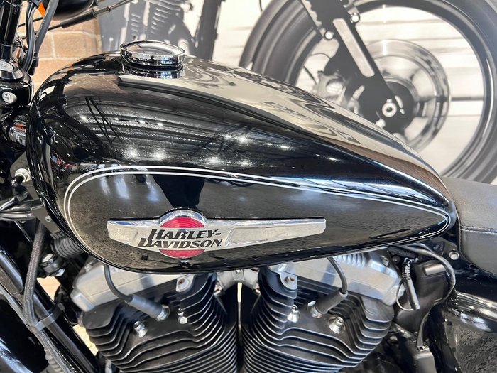 2011 Harley-Davidson Forty-Eight (XL1200X) Sportster Black