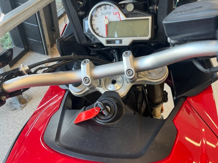 2016 BMW Motorrad S 1000 XR RED