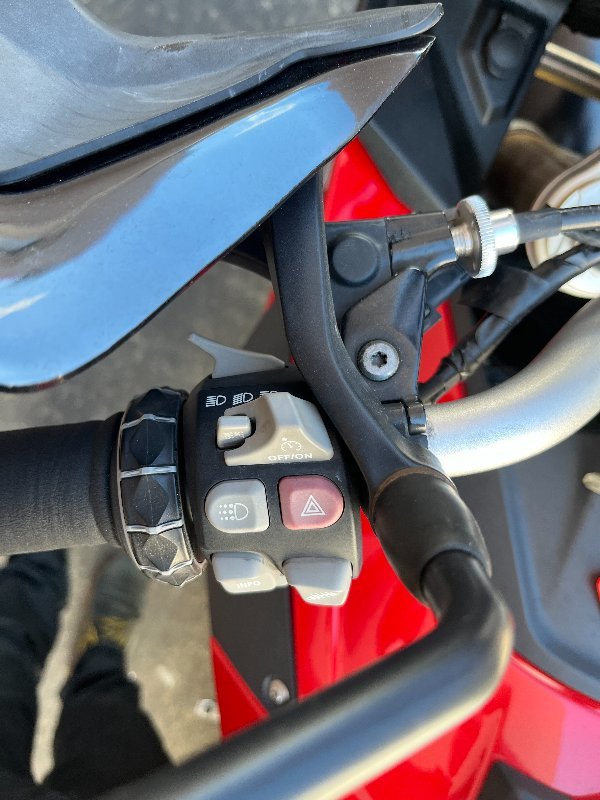 2016 BMW Motorrad S 1000 XR RED