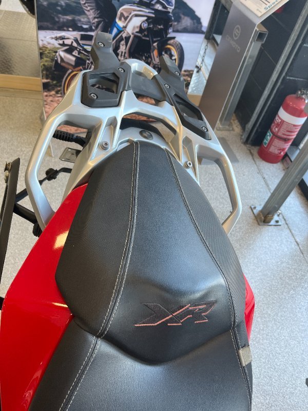 2016 BMW Motorrad S 1000 XR RED