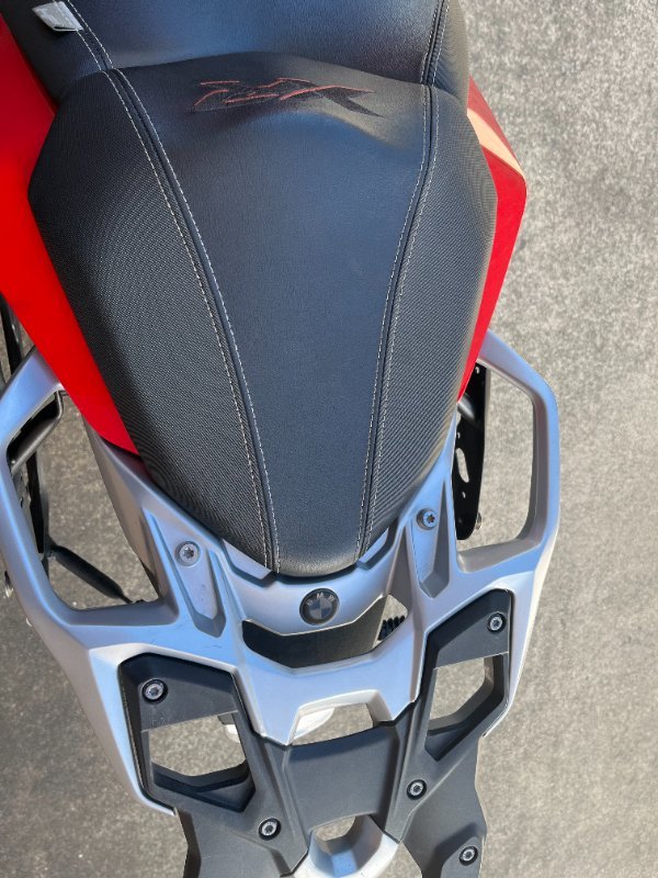 2016 BMW Motorrad S 1000 XR RED