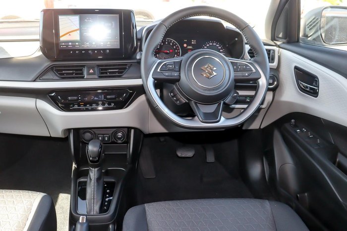 2025 Suzuki Swift Hybrid Plus