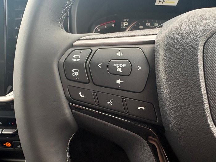 2025 Isuzu MU-X LS-T