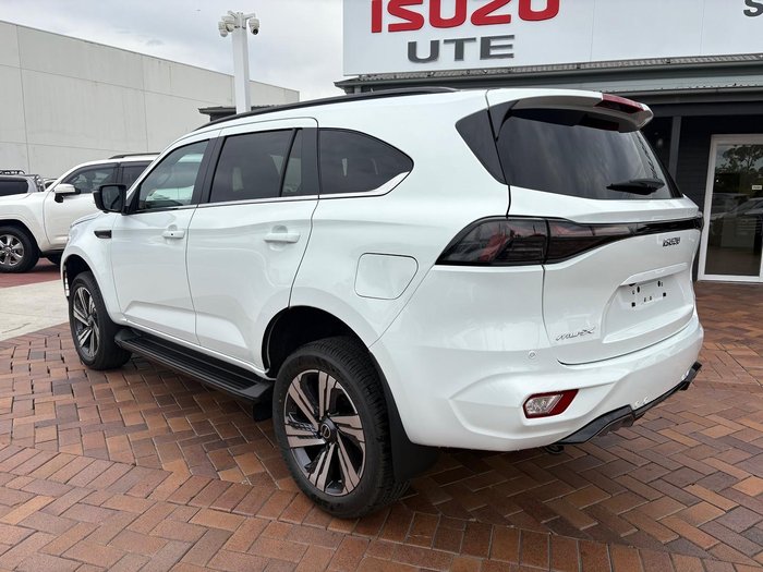 2026 Isuzu MU-X LS-T