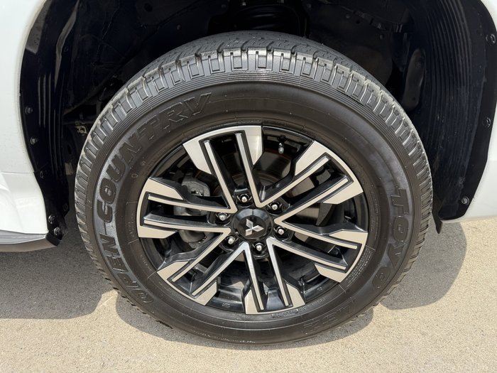 2023 Mitsubishi Pajero Sport