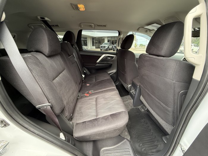 2023 Mitsubishi Pajero Sport