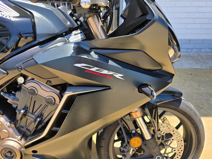 2021 HONDA CBR650R Black