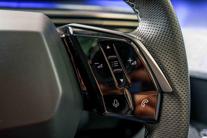 2024 Peugeot E-3008 GT Premium