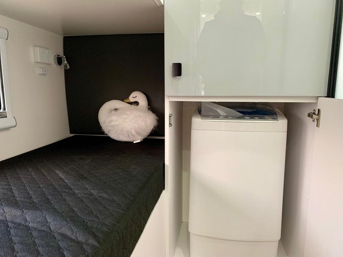 2025 Vivid Caravans Nomad Family