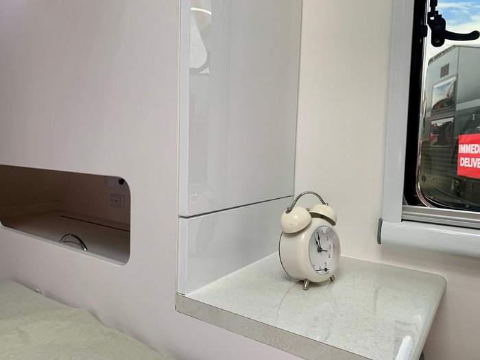 2025 Vivid Caravans Nomad Family