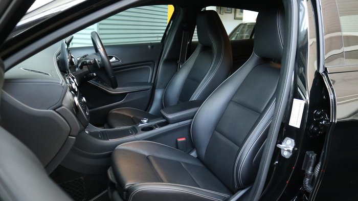 2019 Mercedes-Benz GLA-Class GLA180 X156 Cosmos Black