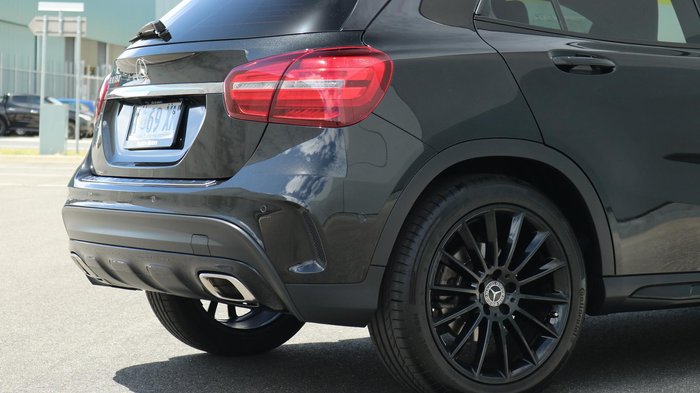 2019 Mercedes-Benz GLA-Class GLA180 X156 Cosmos Black