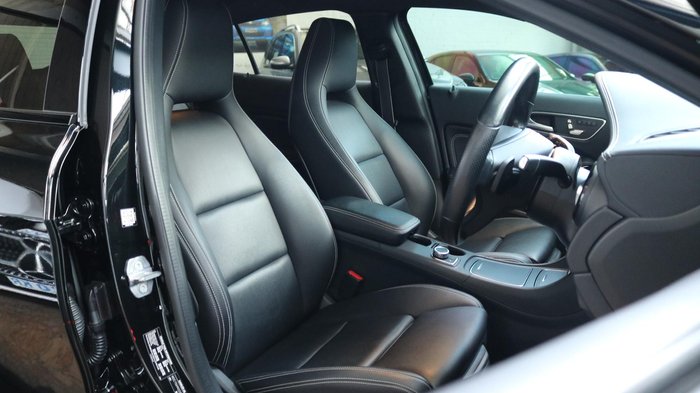 2019 Mercedes-Benz GLA-Class GLA180 X156 Cosmos Black