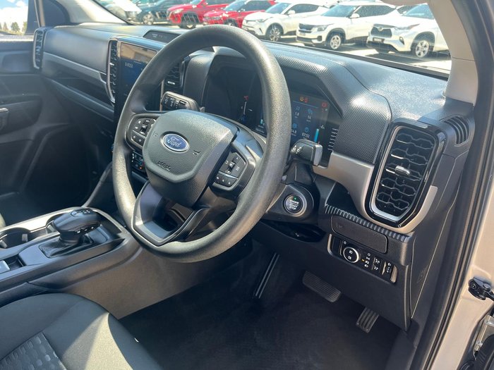 2024 Ford Everest Ambiente