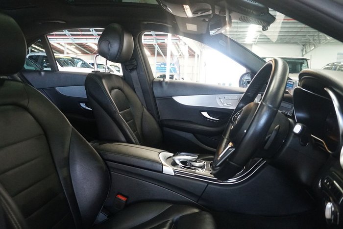 2021 Mercedes-Benz C-Class C300