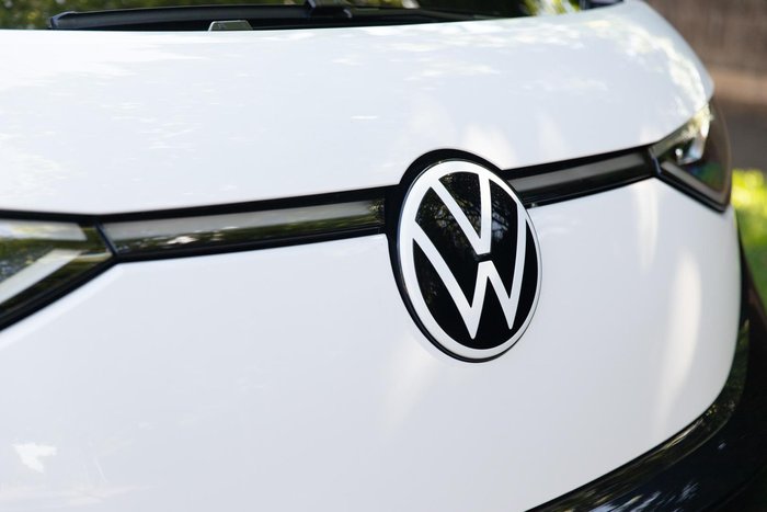 2025 Volkswagen ID. Buzz Pro BEV560