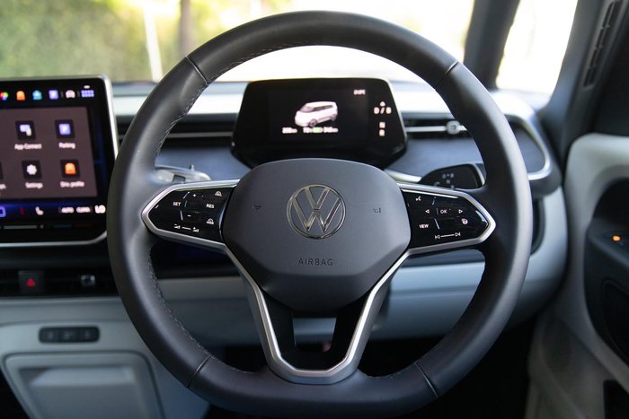 2025 Volkswagen ID. Buzz Pro BEV560