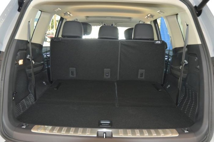 2025 LDV D90 Executive