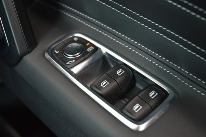 2025 LDV D90 Executive