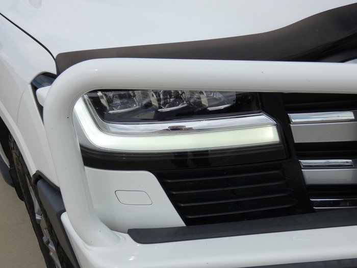 2022 Toyota Landcruiser LC300 VX (4x4)