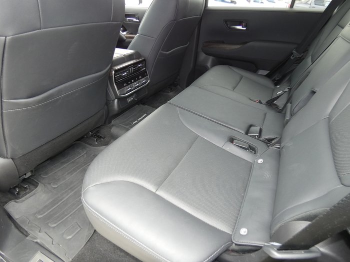 2022 Toyota Landcruiser LC300 VX (4x4)