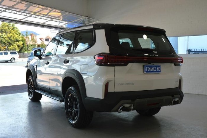 2025 LDV D90 Executive