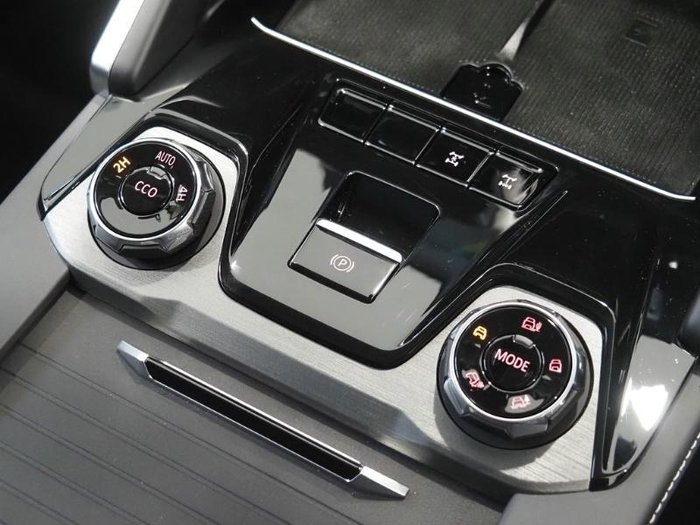 2025 LDV D90 Executive