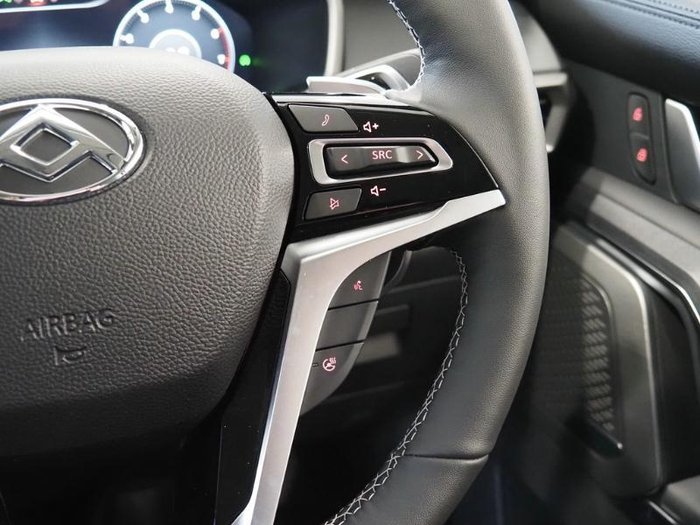 2025 LDV D90 Executive