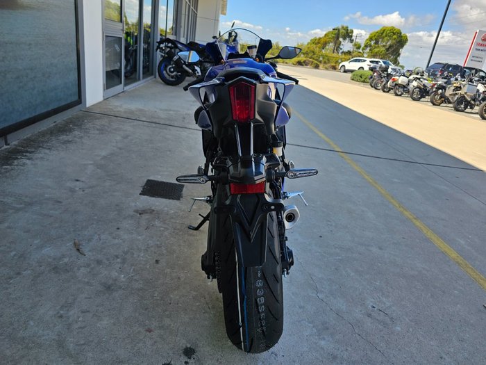 2025 Yamaha YZF-R7LA Blue