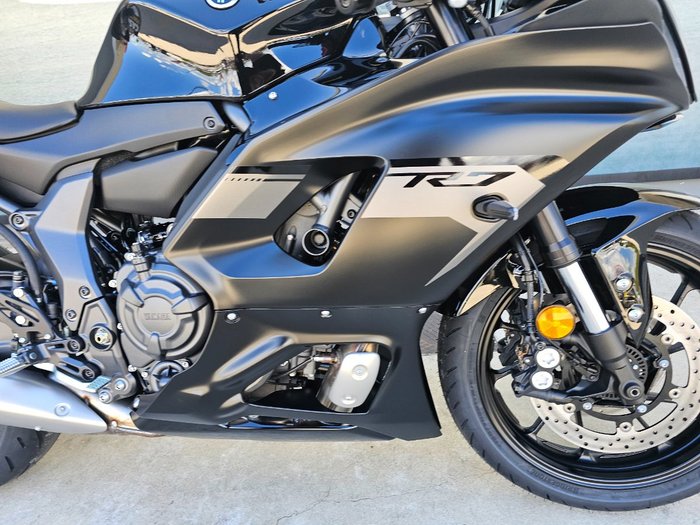 2025 Yamaha YZF-R7LA GREY