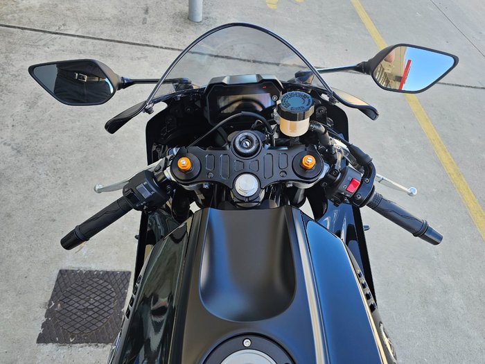 2025 Yamaha YZF-R7LA GREY