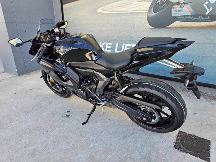 2025 Yamaha YZF-R7LA GREY