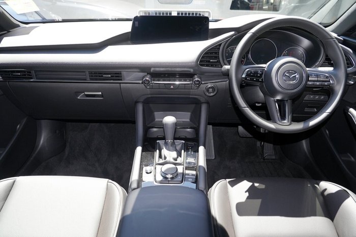 2025 Mazda 3 G20 Touring