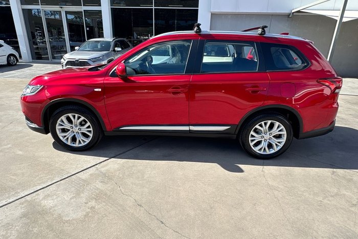 2020 Mitsubishi Outlander ES