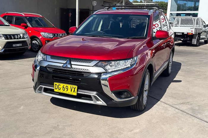 2020 Mitsubishi Outlander ES