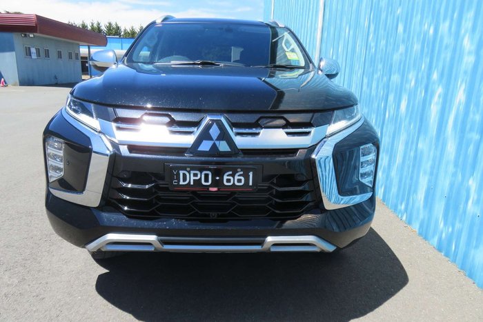 2024 Mitsubishi Pajero Sport Exceed