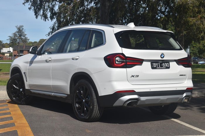 2022 BMW X3 sDrive20i