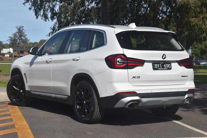 2022 BMW X3 sDrive20i