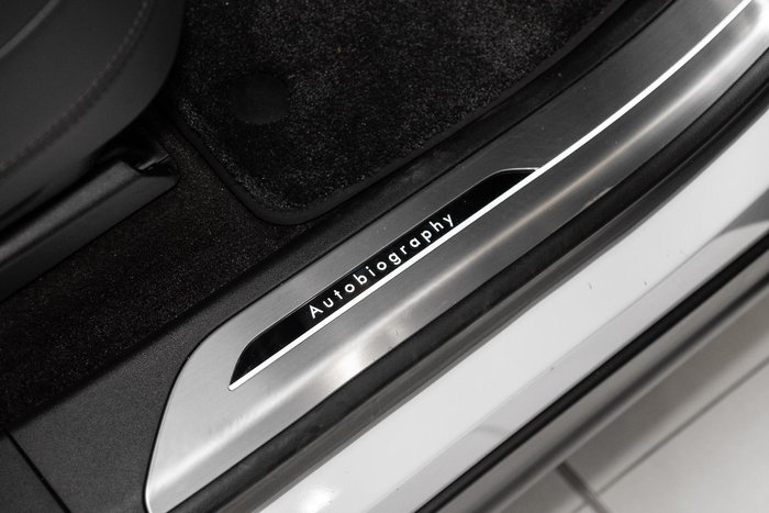 2025 Land Rover Range Rover Sport PHEV P460e Autobiography