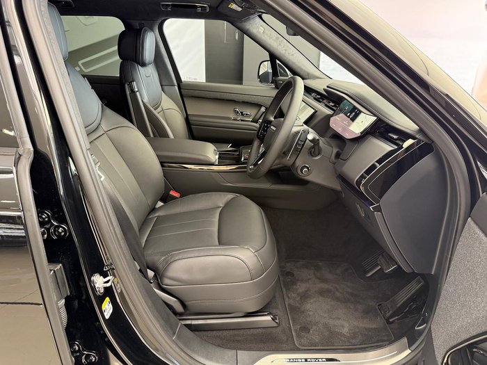 2025 Land Rover Range Rover Sport P400 Dynamic SE