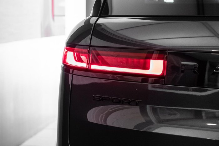 2025 Land Rover Range Rover Sport D350 Dynamic HSE
