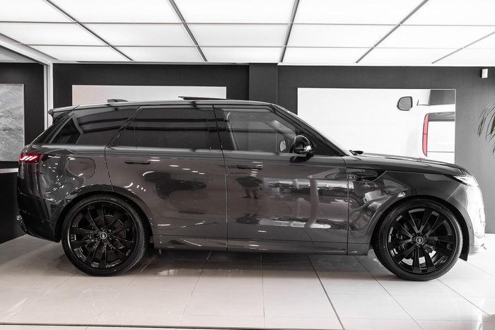 2025 Land Rover Range Rover Sport D350 Dynamic HSE