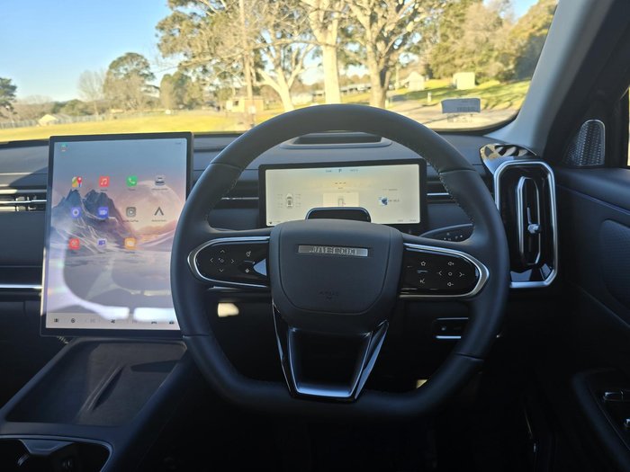 2025 Jaecoo J7 SHS Summit