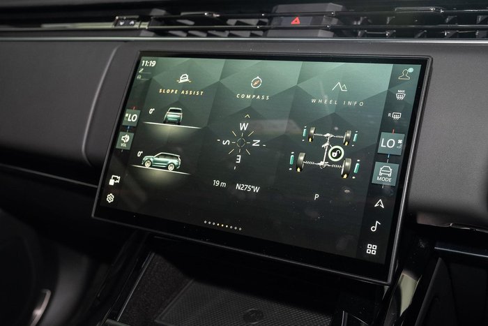 2025 Land Rover Range Rover Sport D250 Dynamic SE