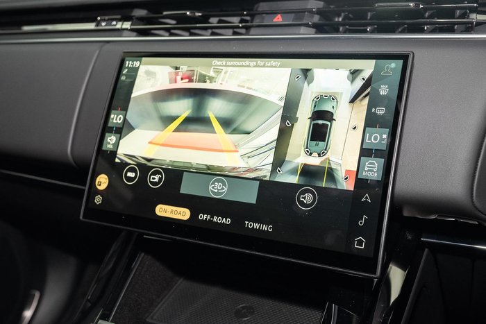 2025 Land Rover Range Rover Sport D250 Dynamic SE