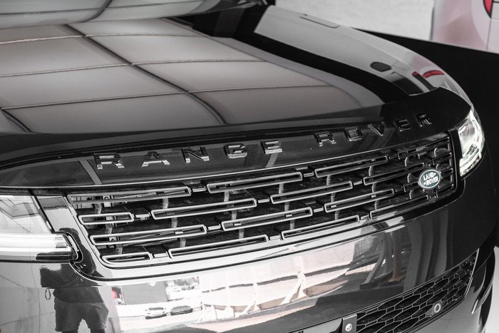 2025 Land Rover Range Rover Sport D250 Dynamic SE